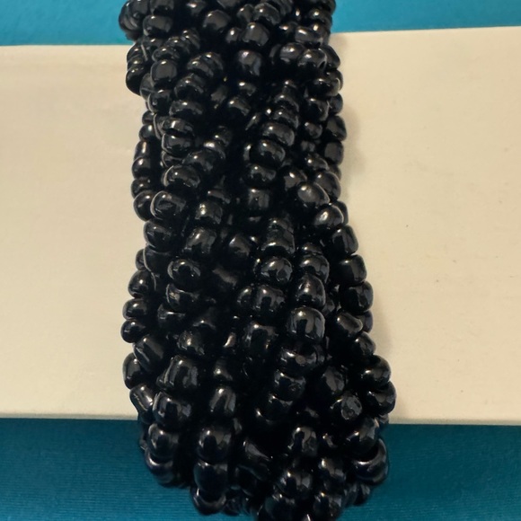 *5 for $20; Elegant Black Beaded Bracelet - Picture 2 of 3